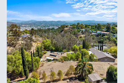  777 Hacienda Dr, El Cajon, CA 92020 - Photo 8