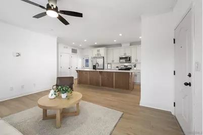  7025 San Bartolo St #42, Carlsbad, CA 92011 - Photo 2