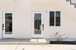 1953 Emerald St, San Diego, CA 92109 - Photo 32