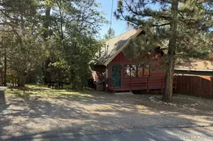 230 Sunset Ln, Sugarloaf, CA 92386 - Photo 4