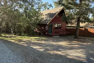 230 Sunset Ln, Sugarloaf, CA 92386 - Photo 2