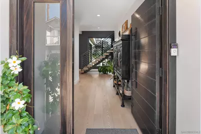  743 Glenview, La Jolla, CA 92037 - Photo 2