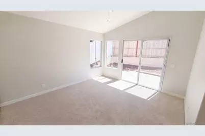  1827 Corte Amarillo, Oceanside, CA 92056 - Photo 4