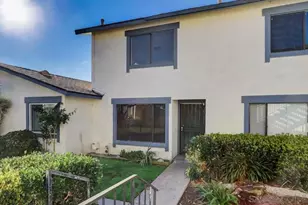 3433 Los Mochis Way, Oceanside, CA 92056 - Photo 2