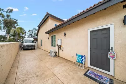  971-969-973 E J St, Chula Vista, CA 91910 - Photo 48