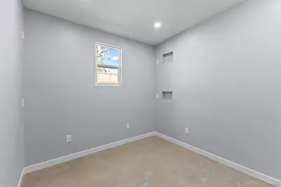  4827 Bayard St, San Diego, CA 92109 - Photo 18