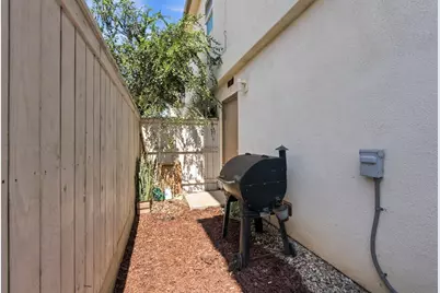  1329 Holly Avenue, Imperial Beach, CA 91932 - Photo 28