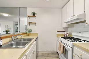 1605 Hotel Circle, San Diego, CA 92108 - Photo 14