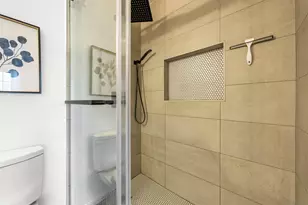 558 E Ave, Coronado, CA 92118 - Photo 32
