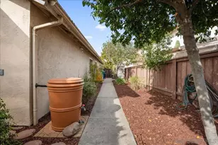 11459 Grassy Trail Dr, San Diego, CA 92128 - Photo 26