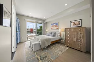 1952 Hornblend, San Diego, CA 92109 - Photo 16