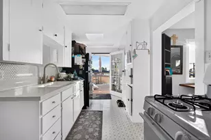 4745 Coronado, San Diego, CA 92107 - Photo 16