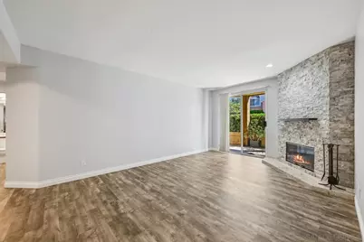  580 Camino De La Reina #120, San Diego, CA 92108 - Photo 4