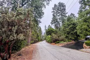 25125 Rim Rock Rd, Idyllwild, CA 92549 - Photo 20