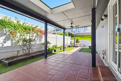  611 Via Santa Paulo, Vista, CA 92081 - Photo 32