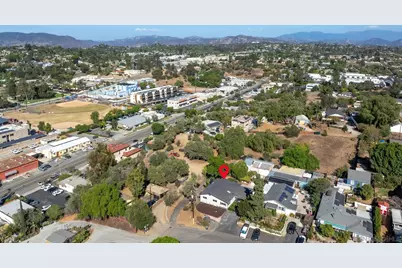  210 S Orange Ave, Fallbrook, CA 92028 - Photo 36