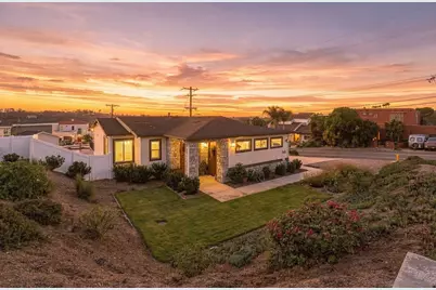  1858 Avocado Rd, Oceanside, CA 92054 - Photo 2