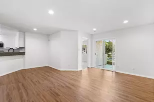 7565 Charmant Dr, San Diego, CA 92122 - Photo 2