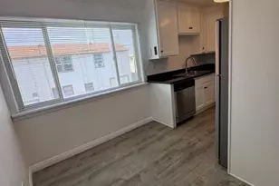 5075 Narragansett Ave, San Diego, CA 92107 - Photo 10