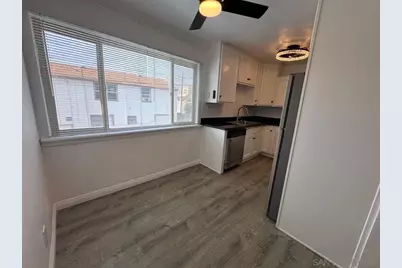  5075 Narragansett Avenue #206, San Diego, CA 92107 - Photo 10