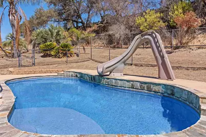  3950 Hellers Bend, Fallbrook, CA 92028 - Photo 24