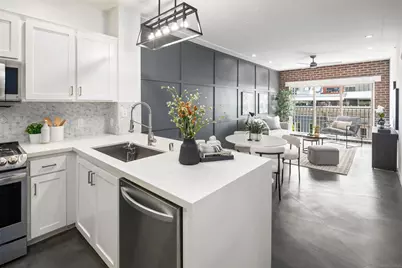  450 J #5151, San Diego, CA 92101 - Photo 6
