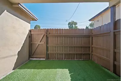  435 Woodlawn Ave #D, Chula Vista, CA 91910 - Photo 16