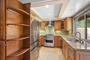 6690 Gullstrand St, San Diego, CA 92122 - Photo 14