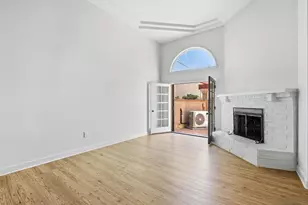 2565 Navarra Dr, Carlsbad, CA 92009 - Photo 4