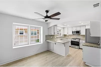  2565 Navarra Dr #B, Carlsbad, CA 92009 - Photo 12