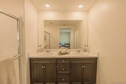  41973 Rondo St #1203, Murrieta, CA 92562 - Photo 16