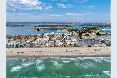  711 Island Ct #B, San Diego, CA 92109 - Photo 1