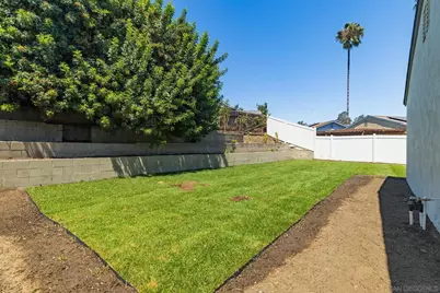  8284 Brookhaven Rd, San Diego, CA 92114 - Photo 18