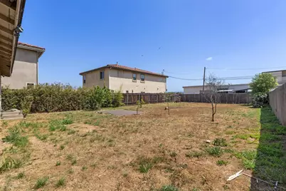  535 12th St, Imperial Beach, CA 91932 - Photo 16