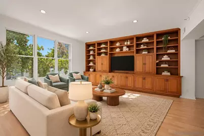  650 Columbia Street #115, San Diego, CA 92101 - Photo 2