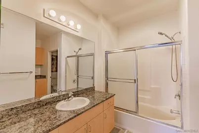  1501 Front St #302, San Diego, CA 92101 - Photo 18
