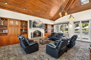 5860 Calle Camposeco, Rancho Santa Fe, CA 92067 - Photo 18