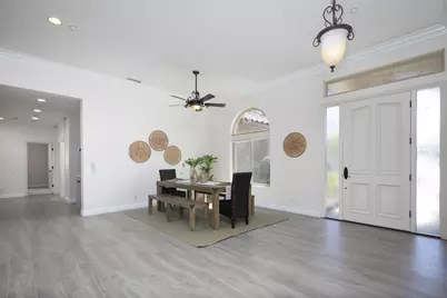  1726 York View Circle, Vista, CA 92084 - Photo 8