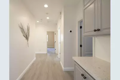  1726 York View Circle, Vista, CA 92084 - Photo 14