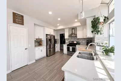  40043 Gibraltar, Murrieta, CA 92562 - Photo 8