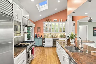  6617 Avenida De Las Pescas, La Jolla, CA 92037 - Photo 12