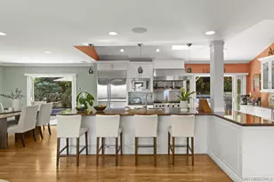 6617 Avenida De Las Pescas, La Jolla, CA 92037 - Photo 10