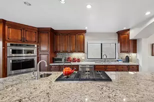 2070 Illion, San Diego, CA 92110 - Photo 16