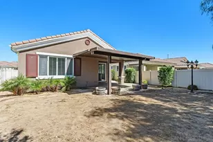 977 Blackhawk Dr, Beaumont, CA 92223 - Photo 20