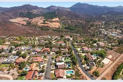  17233 Cloudcroft Drive, Poway, CA 92064 - Photo 8
