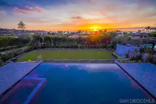 8308 Calle Del Cielo, La Jolla, CA 92037 - Photo 28