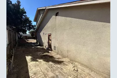  464 E J, Chula Vista, CA 91910 - Photo 16