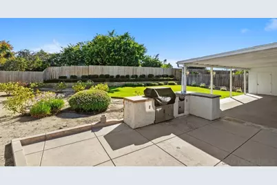  648 E J Street, Chula Vista, CA 91910 - Photo 22