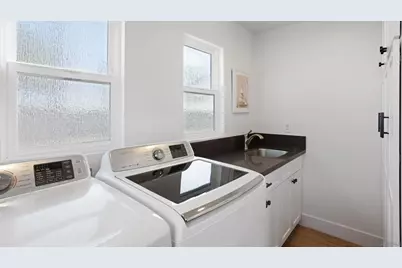  6037 Loma Vista Rd, Ventura, CA 93003 - Photo 38