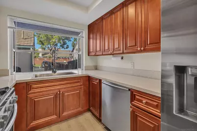  422 Devonshire Gln, Escondido, CA 92027 - Photo 8
